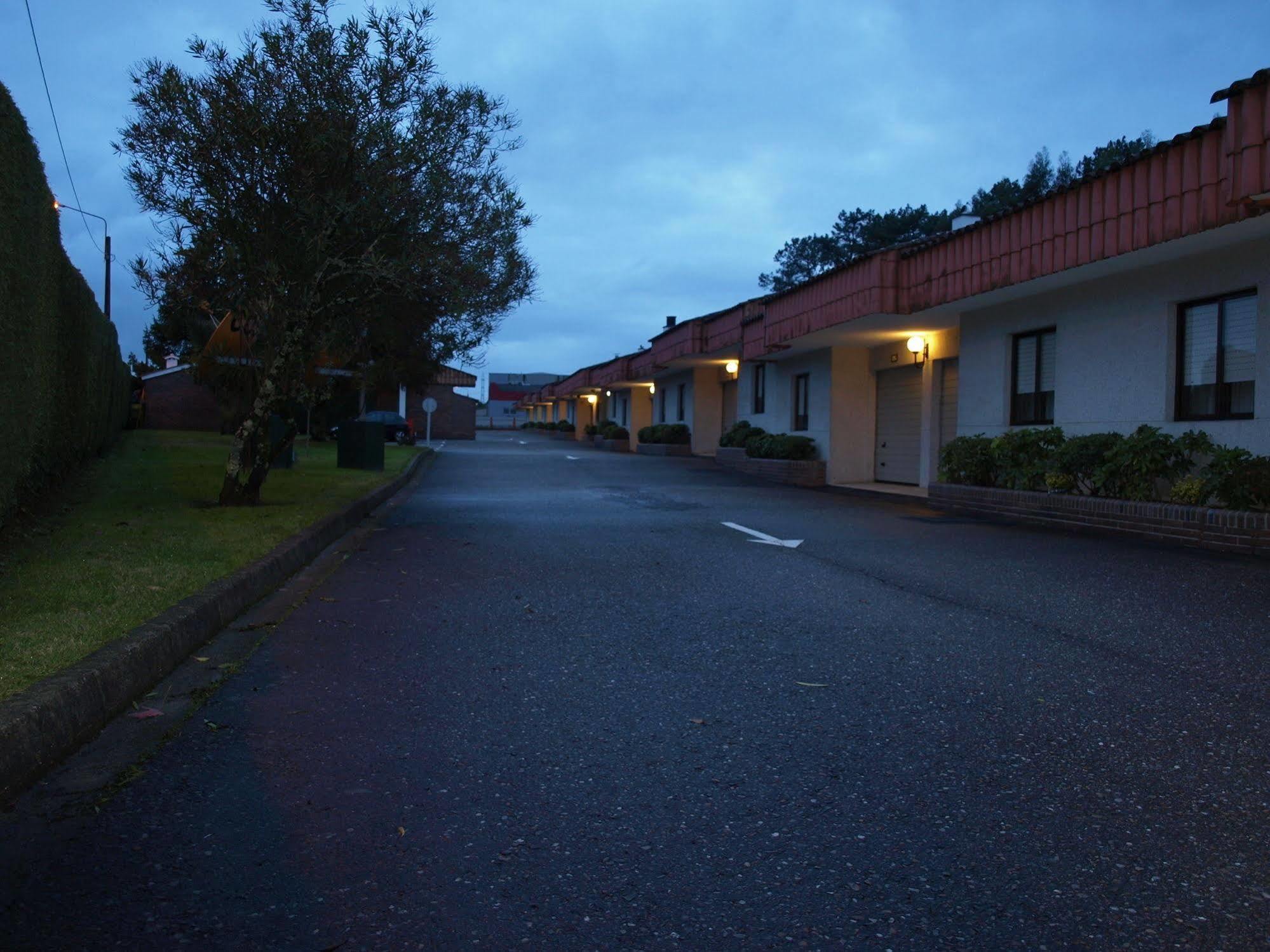 Motel Aeropuerto Vigo Exterior foto